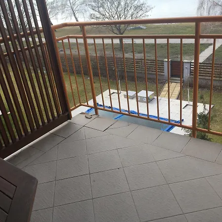דירה Gold Beach Apartman *