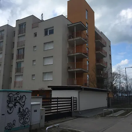 דירה Gold Beach Apartman *