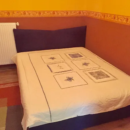 דירה Gold Beach Apartman *